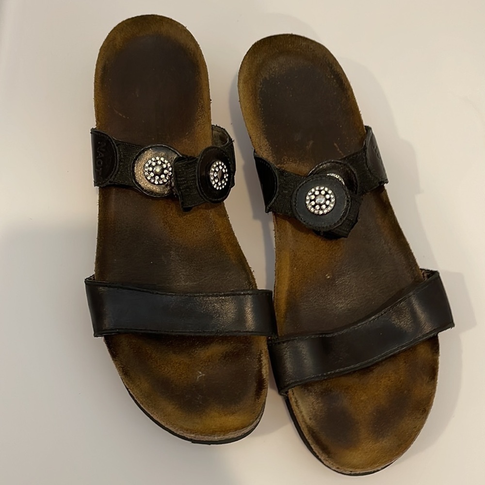 Naot Black Leather Marrisa Sandal Wedge - Picture 2 of 7